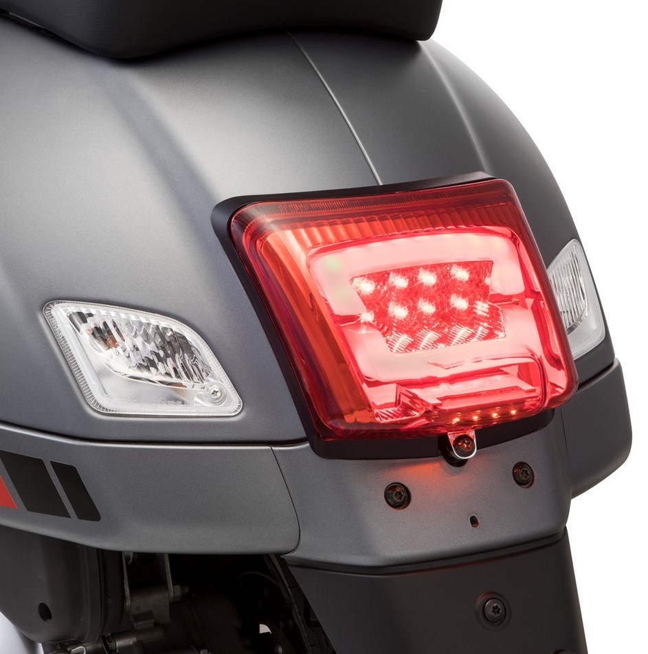 Tail light LED for Vespa GTS/GTS Super/GTV/GT 60 125-300cc (-'13), red