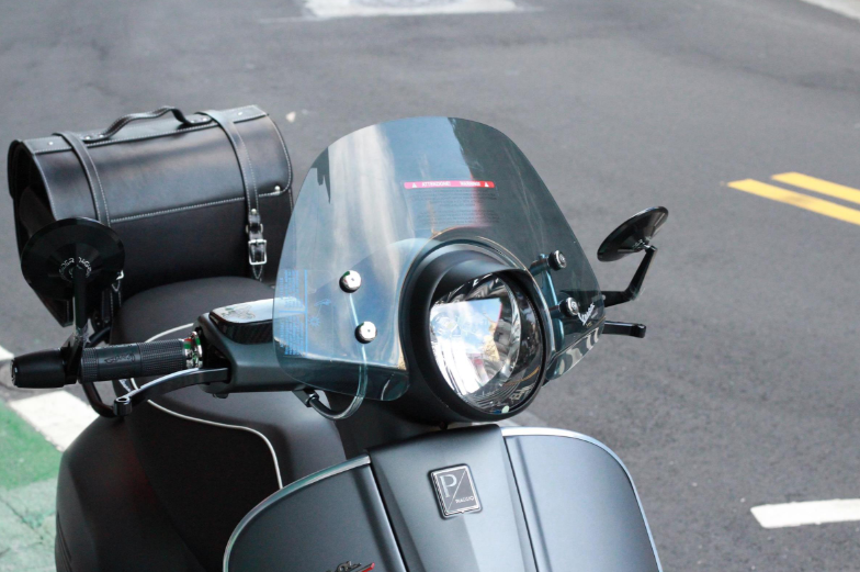 Lamp ring with lampshade for Vespa LX 50-150cc, black matt