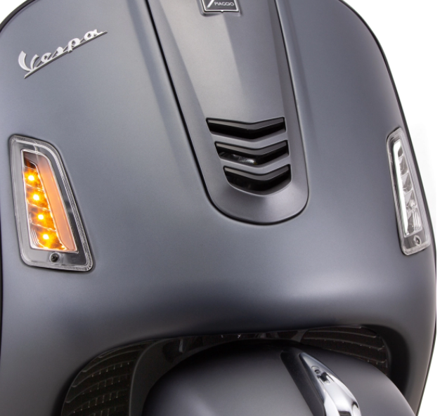 Turn signal kit front & rear for Vespa GTS/GTS Super/GTV 125-300cc ('14-), clear