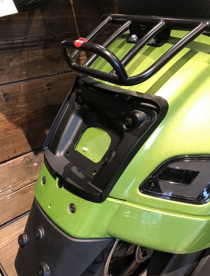 Frame rear light conversion for Vespa GTS/​GTS Super/​GTV 125-300ccm ('14-'18), matt black