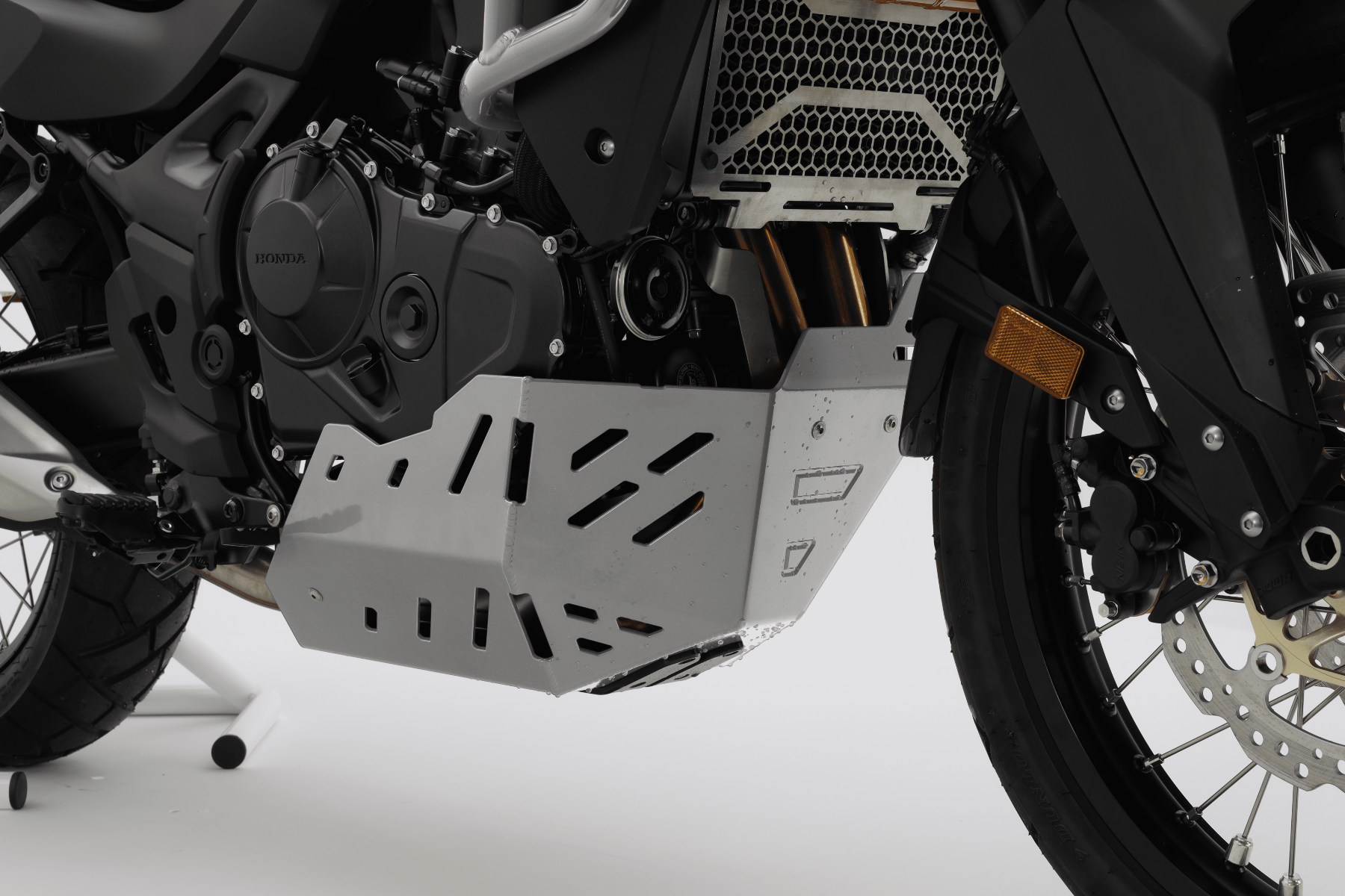 Aluminum engine protection plate for Honda XL 750 Transalp, gray