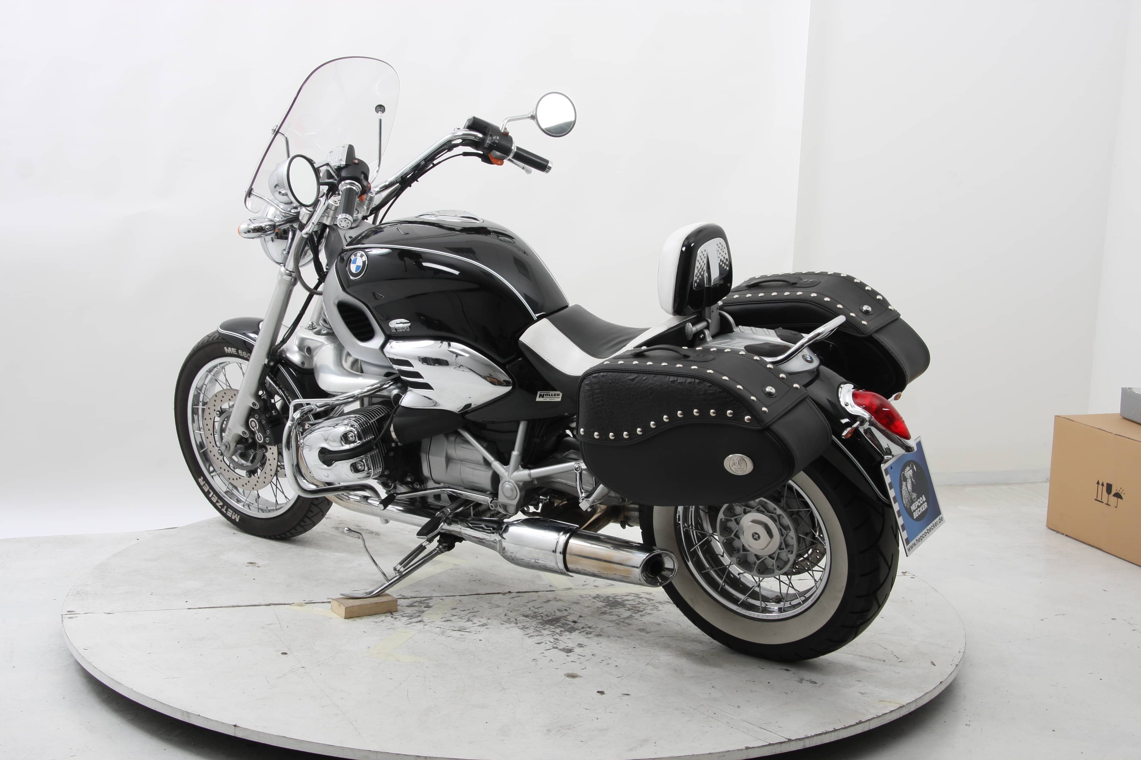 C-Bow side carrier chrome for BMW R 850 C (00-04)/R 1200 C (97-04) Hepco & Becker