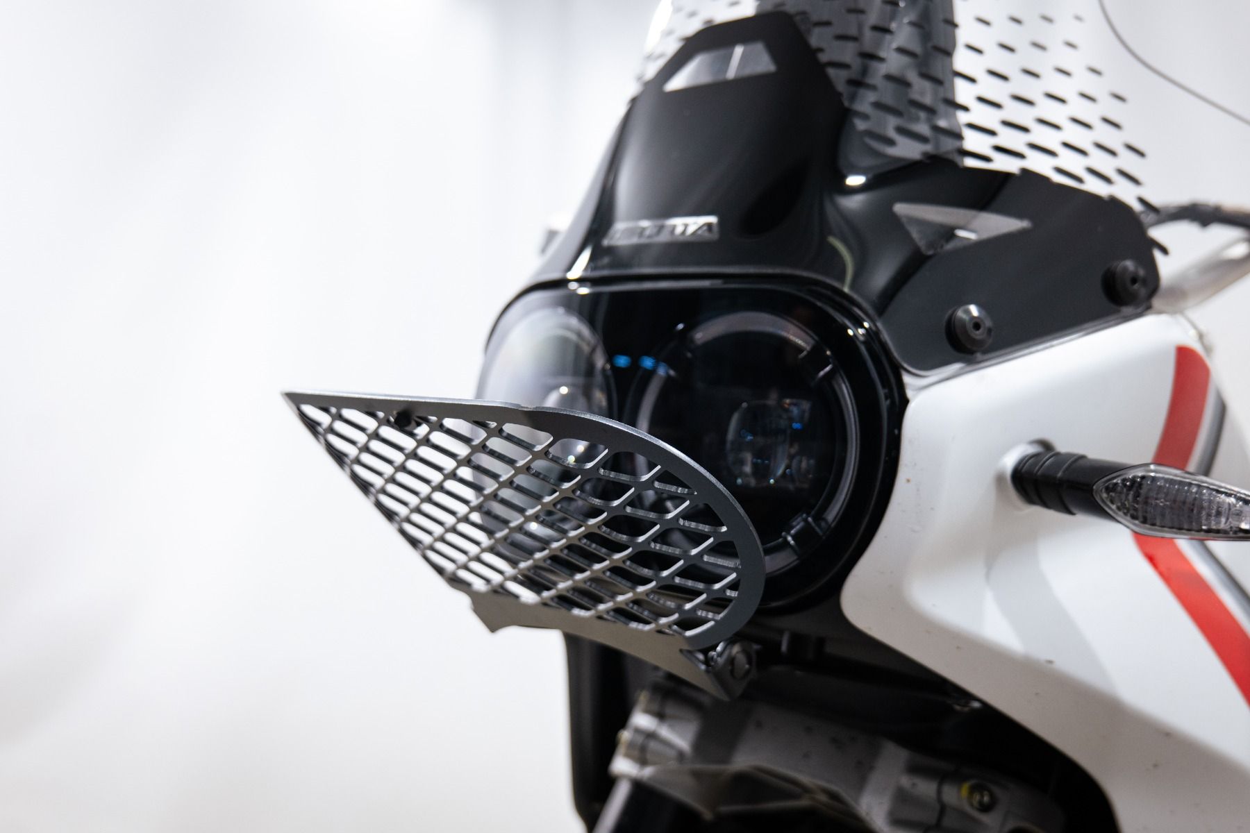 Headlight protection grille for Ducati DesertX, black