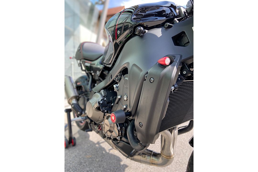 Crash pads for Yamaha MT-09 (21-) Barracuda