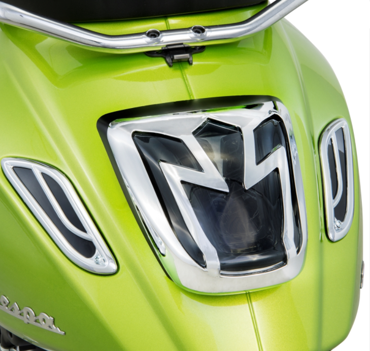 Turn signal grille right/left, rear for Vespa Primavera/Sprint 50-150cc 2T/4T AC, chrome